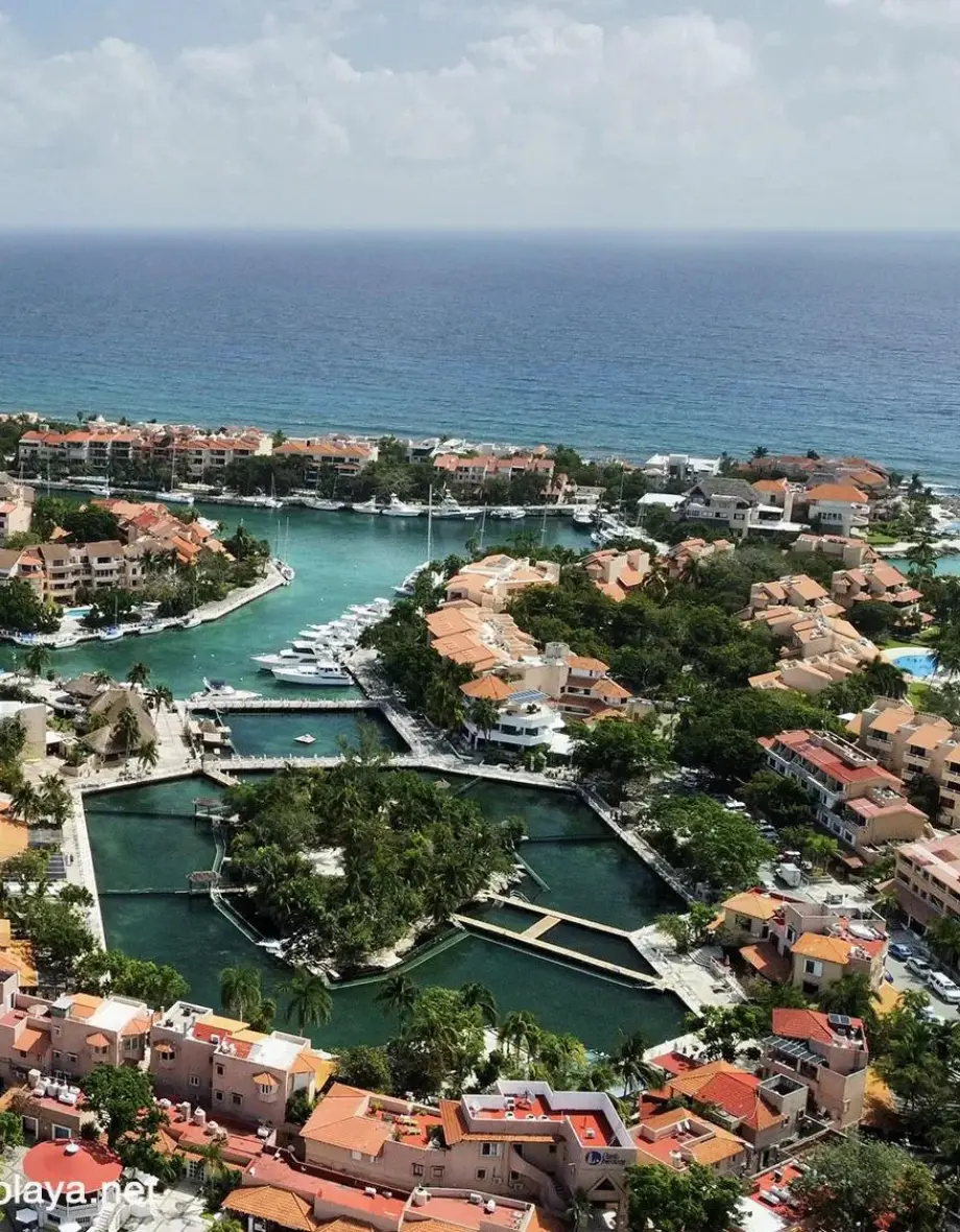 Direct Connection: Transportation Cancun Airport to Puerto Aventuras | Travelfy